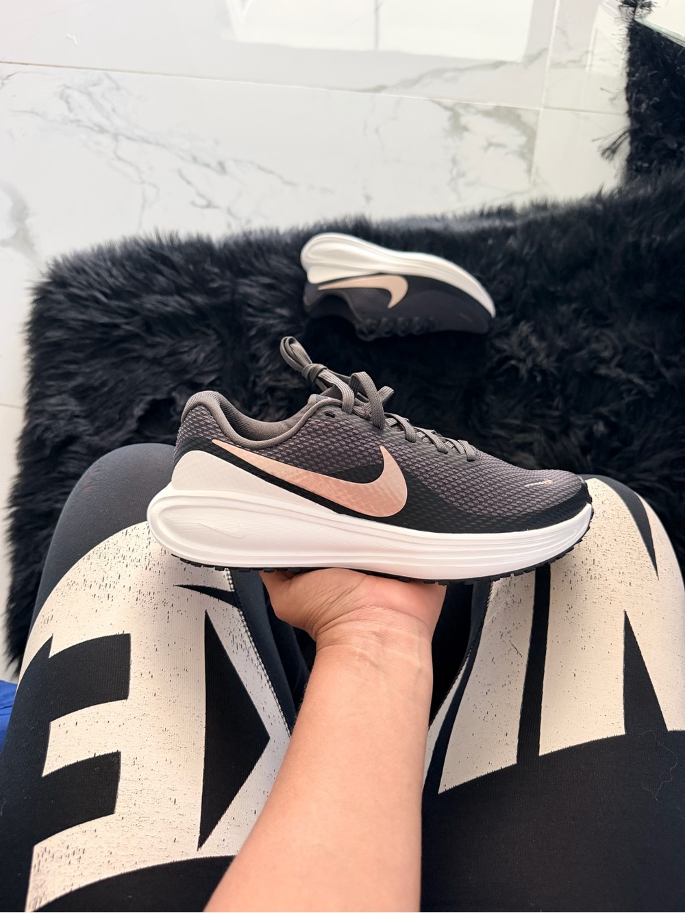 Nike Revolution 8